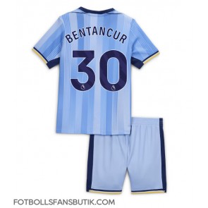Tottenham Hotspur Rodrigo Bentancur #30 Replika Bortatröja Barn 2024-25 Kortärmad (+ Korta byxor)